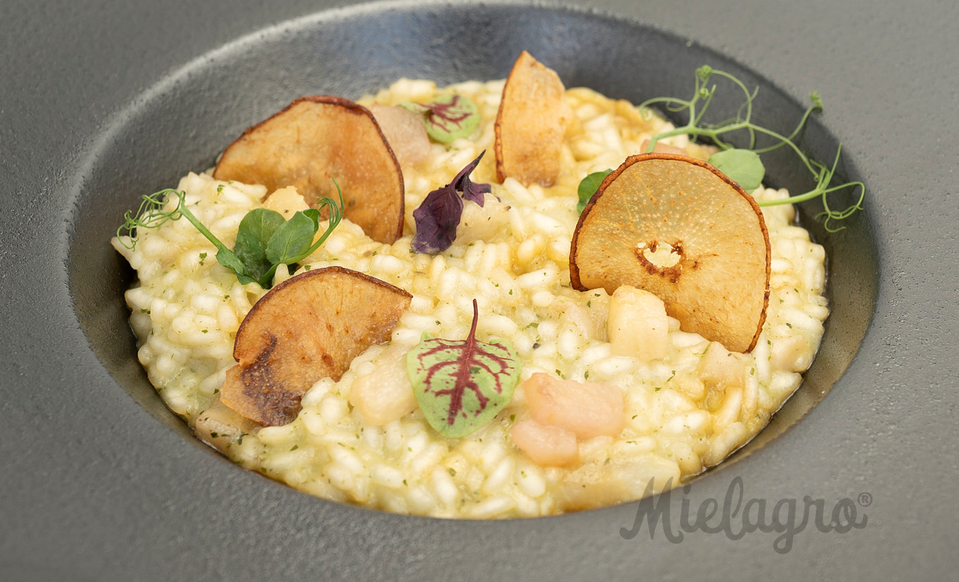 Ricetta: Risotto Formaggio e Pere e Mielagro - Chef Lorenzo De Vivo Martini - Ristorante Principino Viareggio | Mielagro®